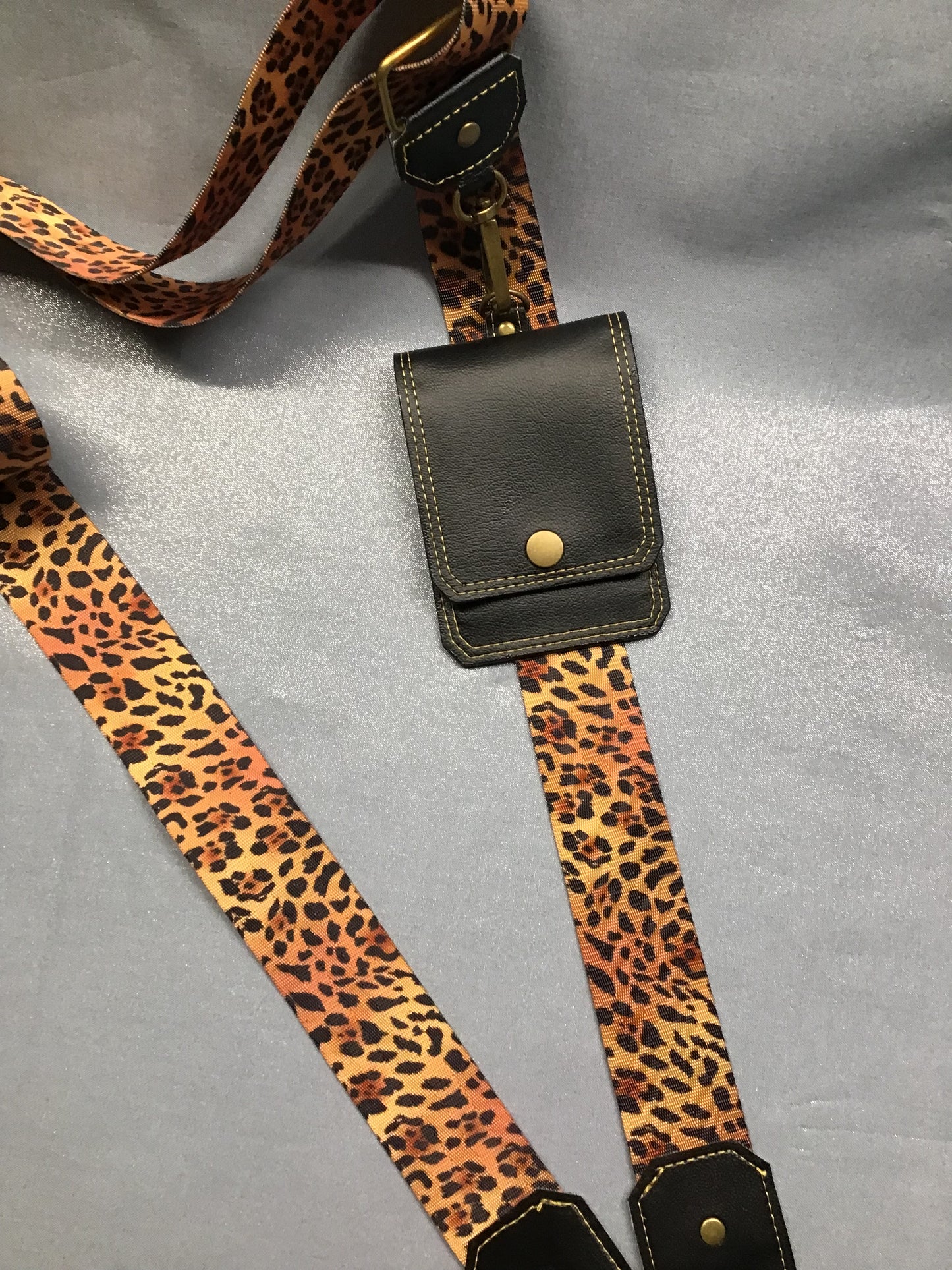 Wild Cat Cell Phone Sling with Wallet
