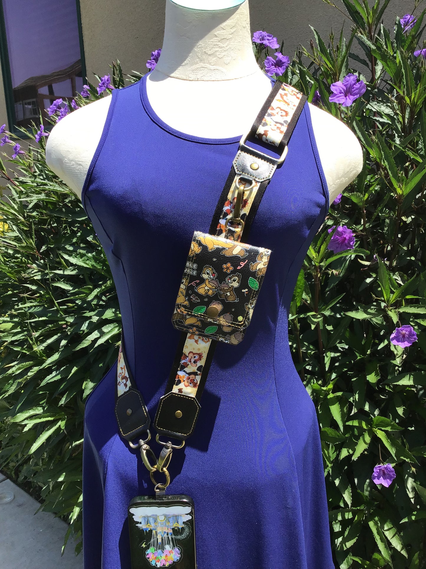 Chipmunk Pals Cell Phone Sling with Wallet
