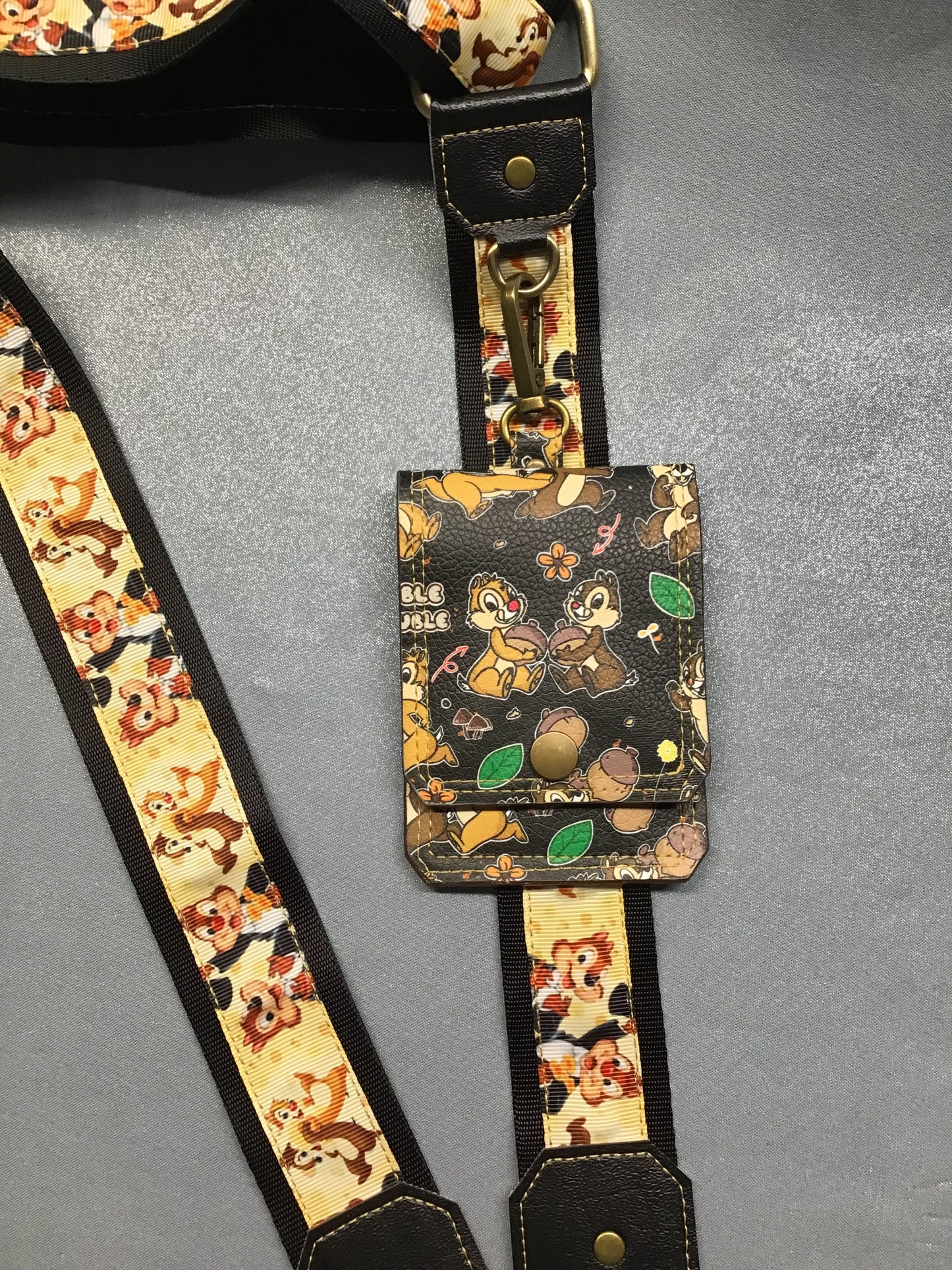 Chipmunk Pals Cell Phone Sling with Wallet